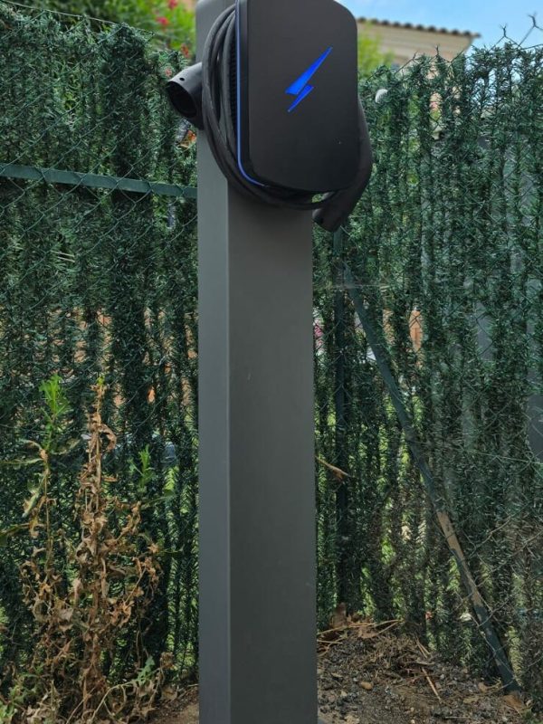 Borne HyperVolt Obligation d'Installation de Bornes de Recharge